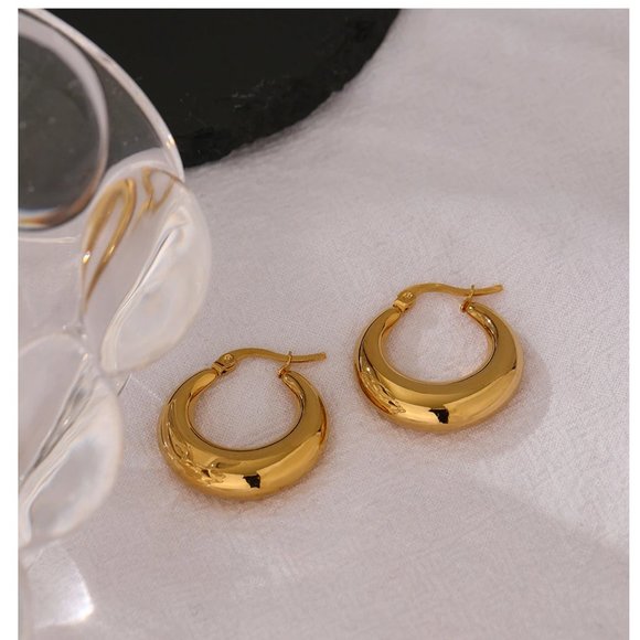 New 18K Gold Plated Round Hoop Earrings 9a - Picture 5 of 7